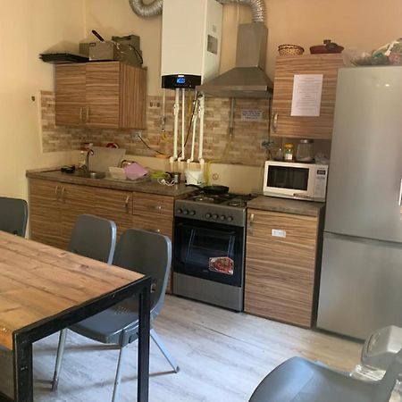 Hostel Ереван Екстериор снимка